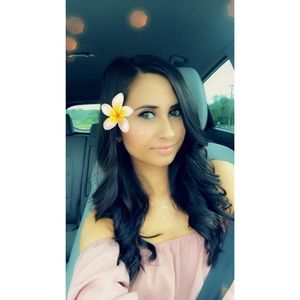 Meet your Posher, Amanda